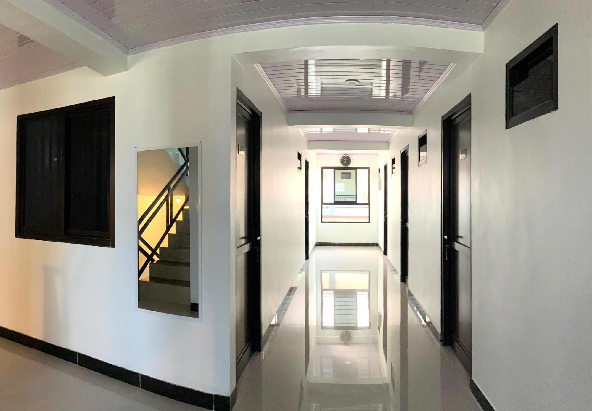 Kusuma Raya Guest House Srondolwetan Exterior foto